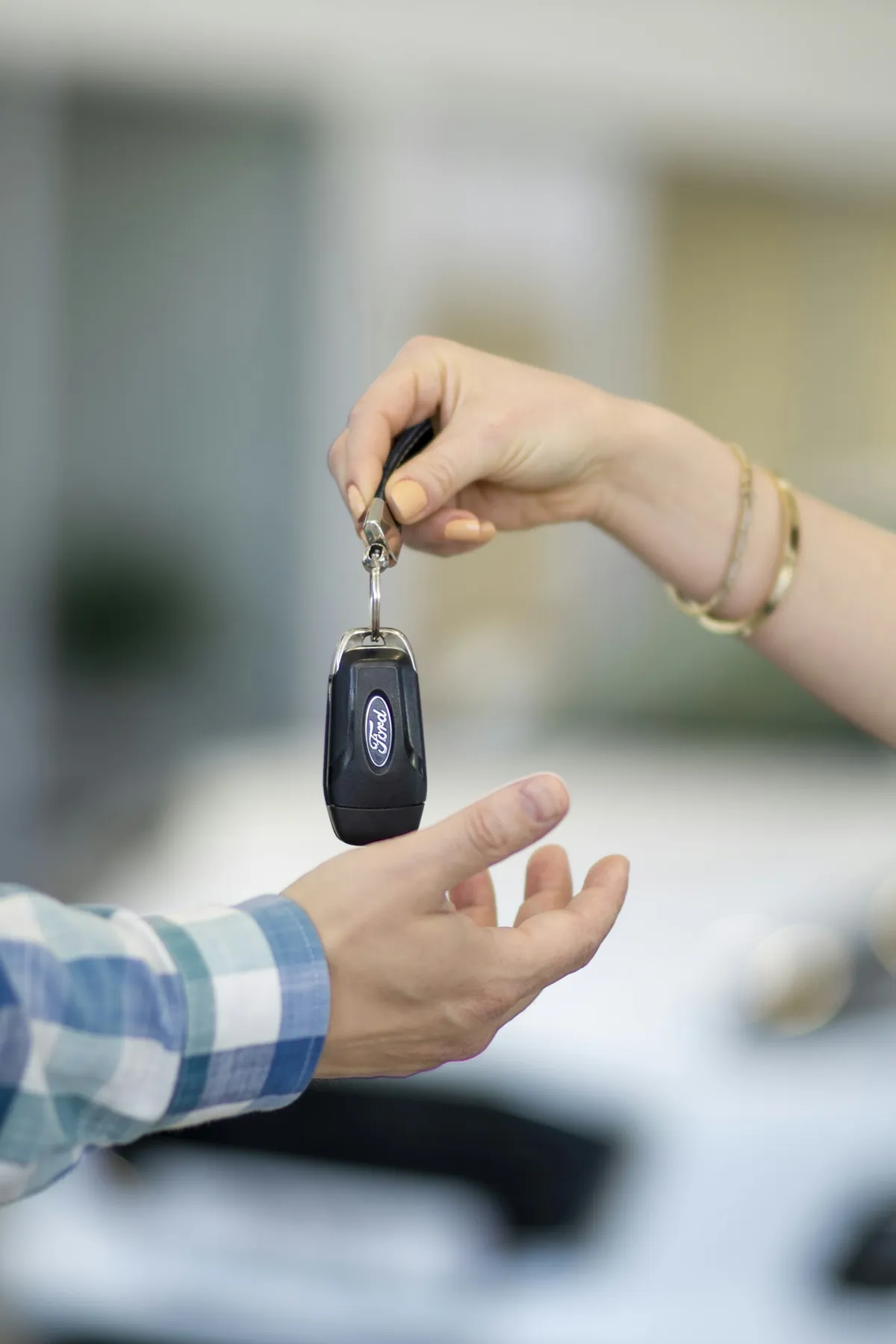Jak oddać auto do komisu — skup aut Poznań